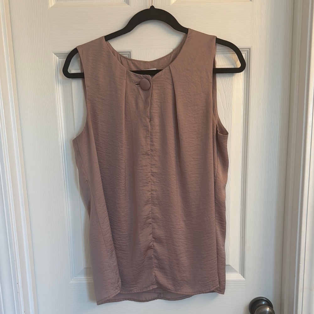 CAbi Pink Sleeveless Buttoned Blouse